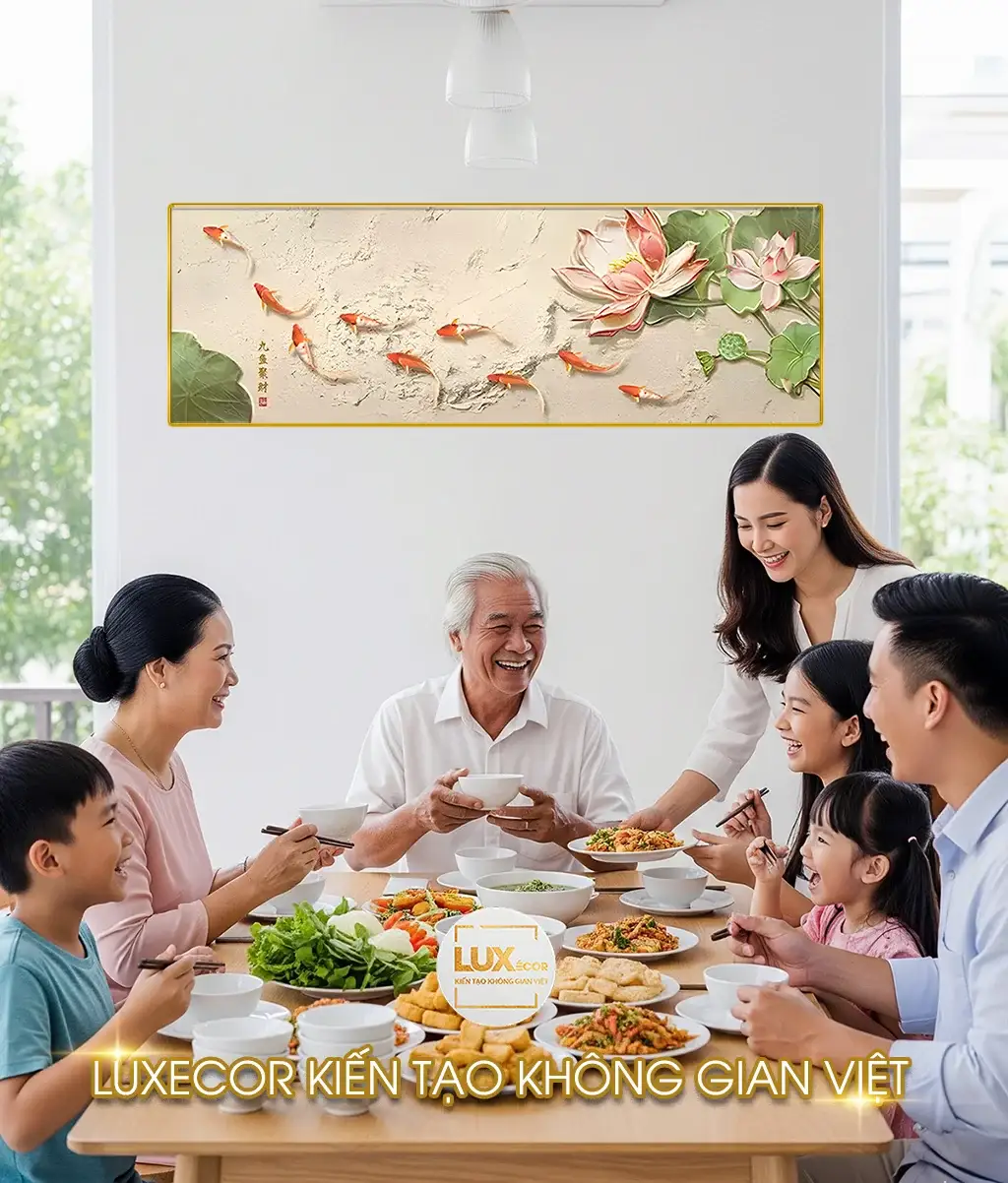 Tranh Cửu Ngư Quần Hội Sen Hồng Luxecor với 9 cá chép đỏ và hoa sen hồng trên nền be sang trọng
