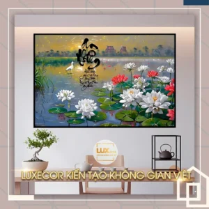 Tranh tráng gương hoa sen trắng hồng trên hồ sen, thư pháp chữ An Nhiên, phong cảnh hoàng hôn yên bình, nghệ thuật phong thủy Luxecor.