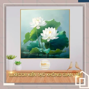 Tranh hoa sen trắng tráng gương sang trọng, tạo cảm giác tinh khôi và cân bằng phong thủy cho phòng khách