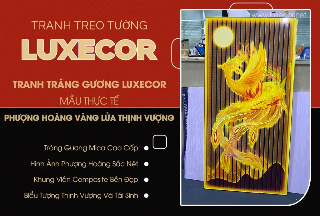 Tranh tráng gương phượng hoàng vàng lửa dạng line treo dựa tường với nền cửa hàng và ánh sáng vàng