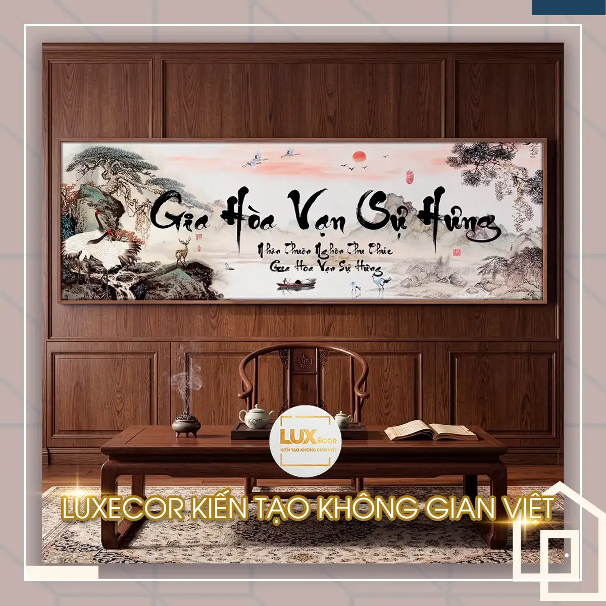 Tranh phong thủy Gia Hòa Vạn Sự Hưng mẫu Tùng Hạc Diên Niên Mẫu tranh tráng gương Gia Hòa Vạn Sự Hưng cảnh tùng hạc diên niên treo phòng khách sang trọng.