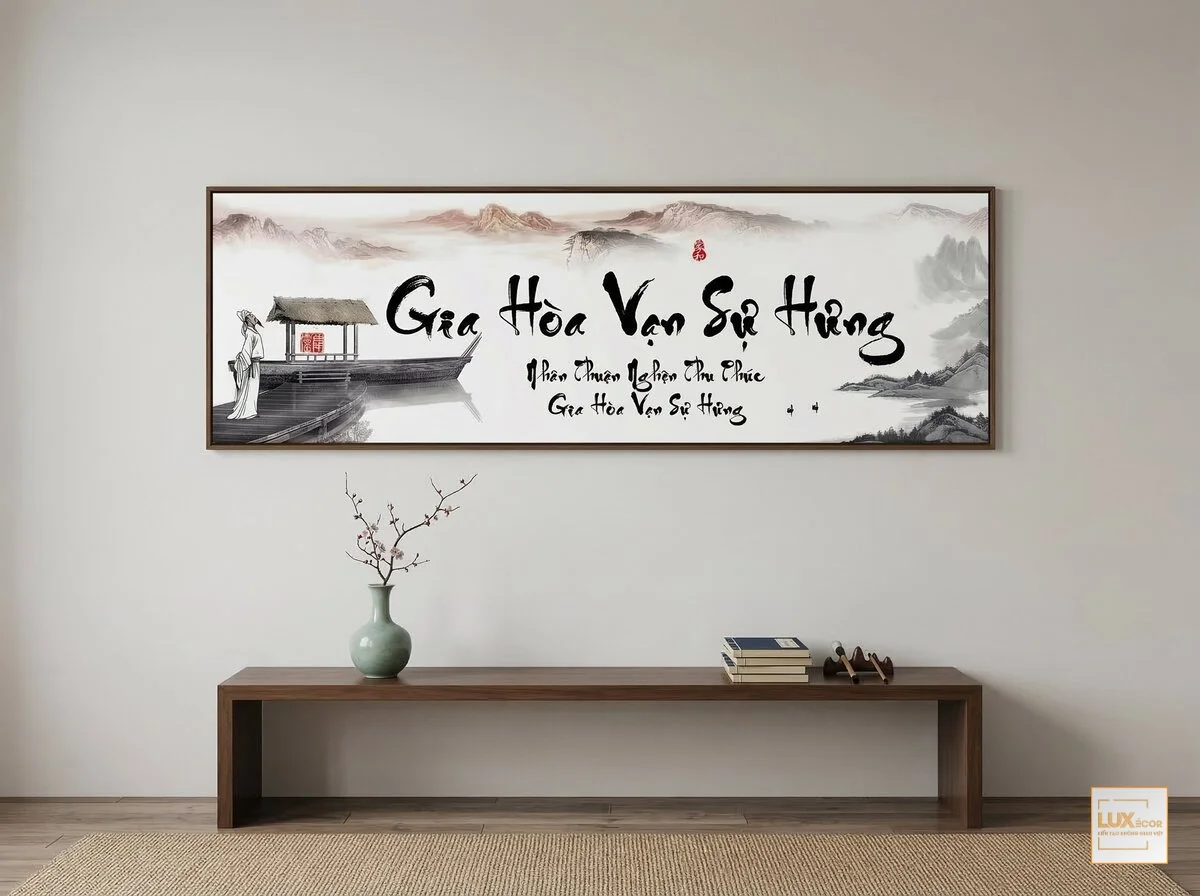 Tranh gỗ tráng gương thư pháp Gia Hoà Vạn Sự Hưng cảnh người lái thuyền nan trên sông nước bình yên.