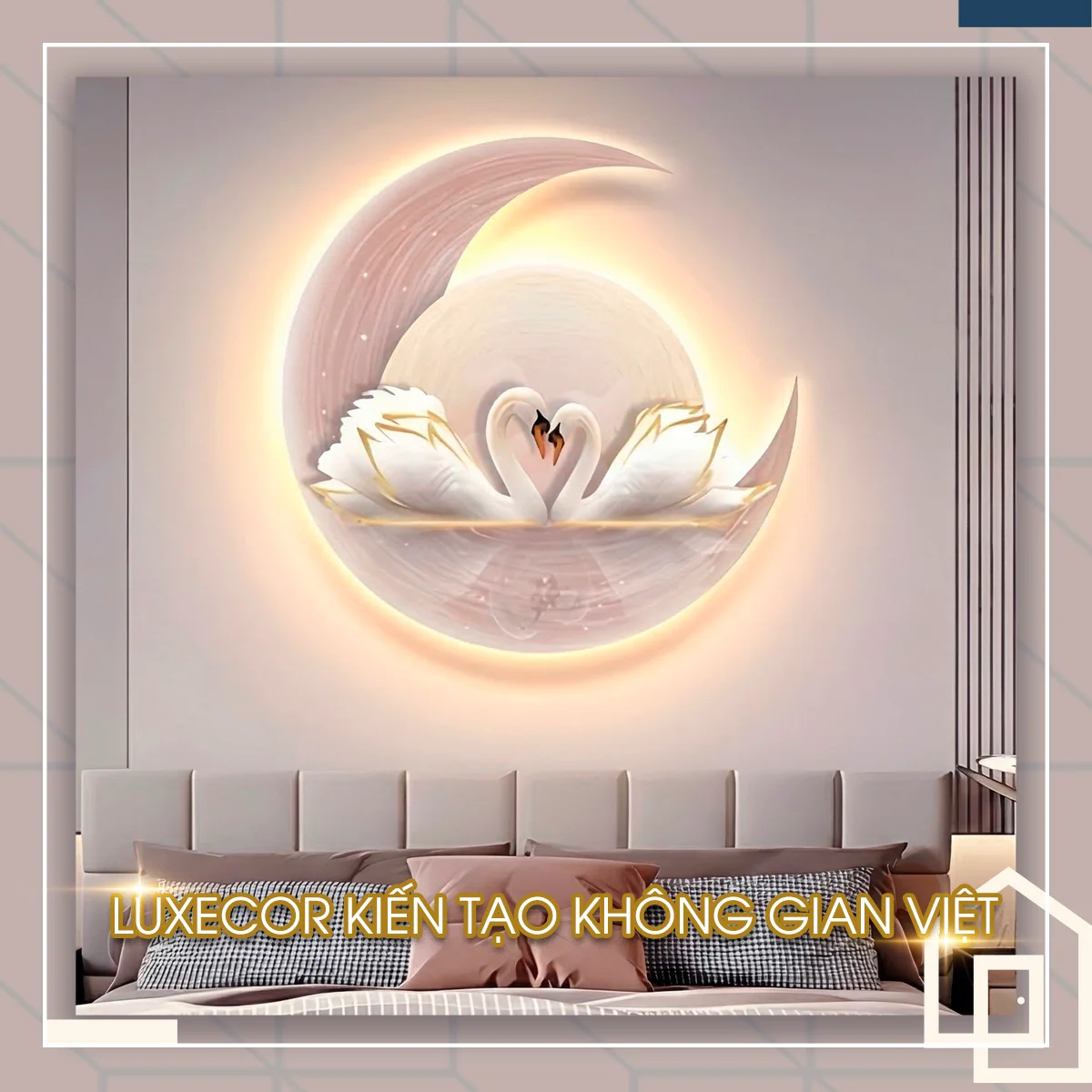 Tranh Tráng Gương MDF Đôi Thiên Nga Dành Cho Phòng Ngủ Tranh tráng gương gỗ MDF viền composite đôi thiên nga ánh hồng tạo điểm nhấn phòng ngủ đẹp.