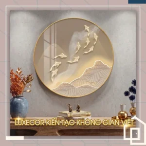 Bức tranh tráng gương tròn cửu ngư quần hội trên nền núi vàng nghệ thuật trang trí nội thất.